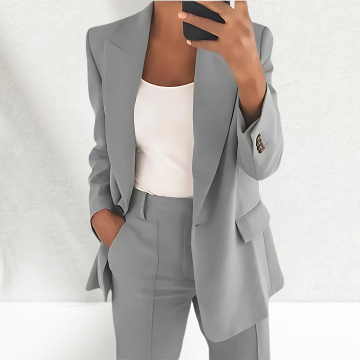 Amara™ | Zweiteiliger Anzug für Damen