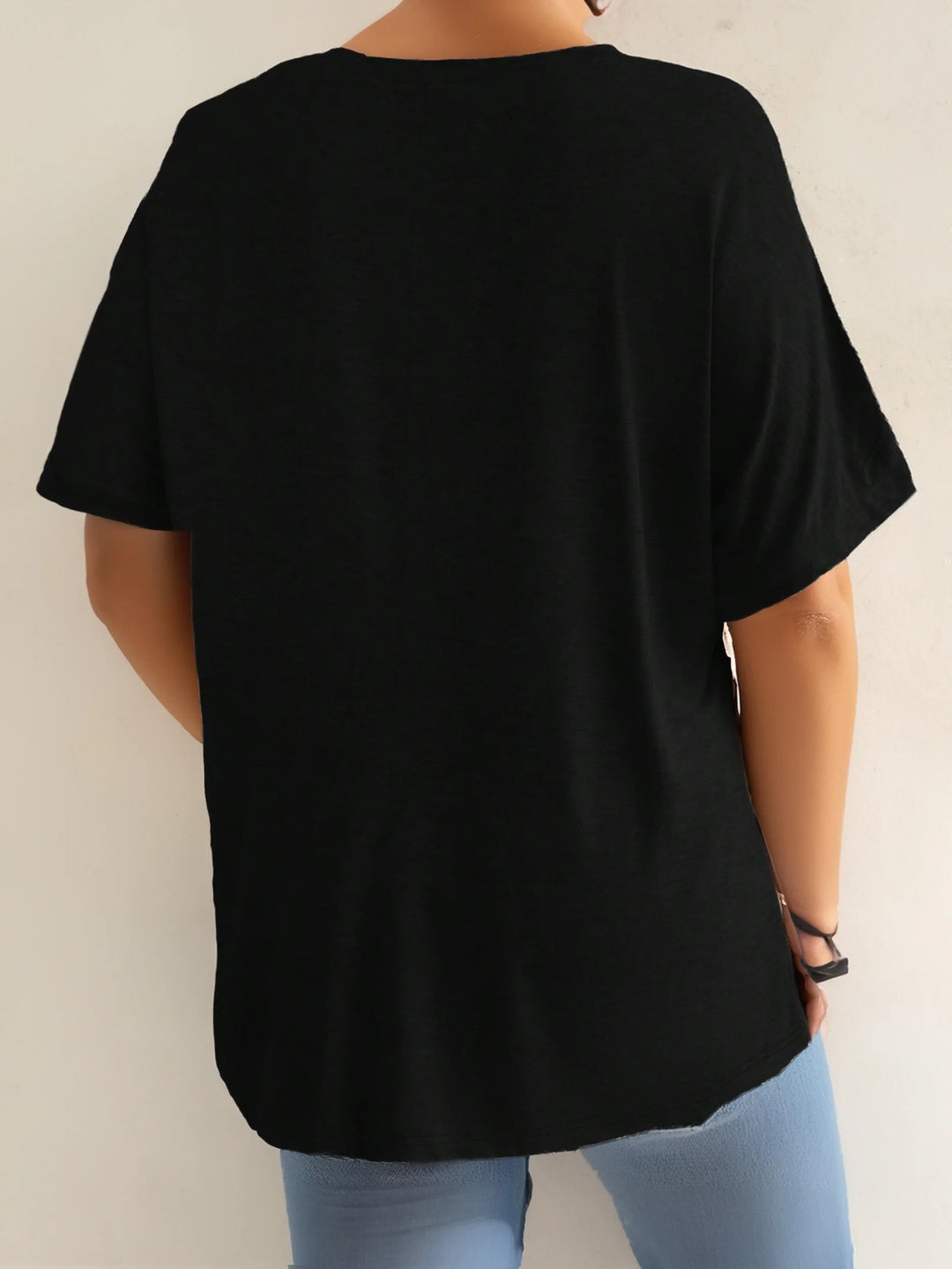 Armela™ | Schicke Bluse in Übergröße mit V-Ausschnitt