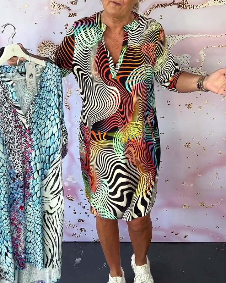 Cecilia™ | Buntes Kleid mit V-Ausschnitt