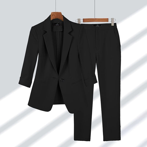Amalia™ | Eleganter Damenanzug