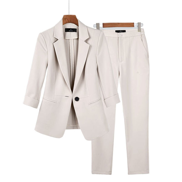 Amalia™ | Eleganter Damenanzug